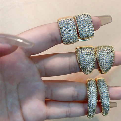 Luxurious inlay copper huggies