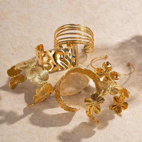 Lady geometric flower stainless steel plating 18k gold plated bangle