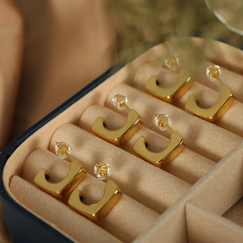 Classical style square c hoops earrings