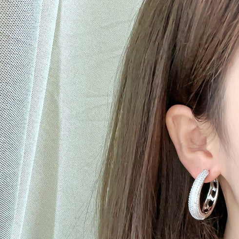 Luxurious inlay copper huggies