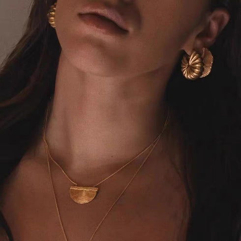 1 pair retro geometric plating titanium steel ear studs