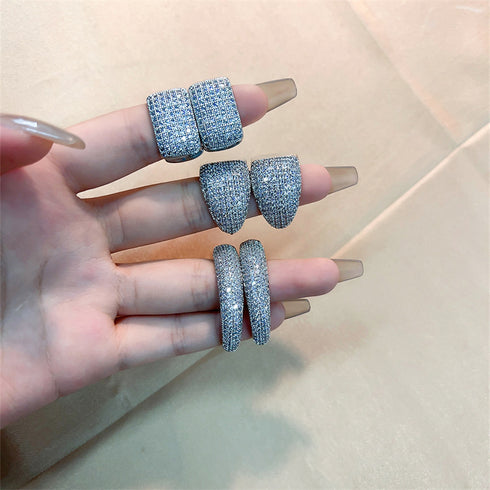 Luxurious inlay copper huggies