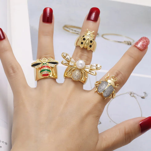 Modern Minimalist Open Bee Design Ring Copper Plated Full Zirconia 18K Gold Small Bee Ring Unisex Daily Wear Jewelry Accessory