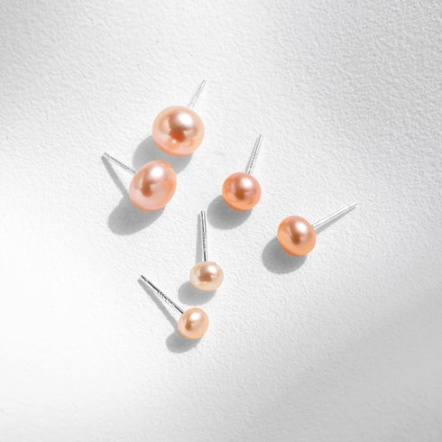 Freshwater pearl sterling silver ear studs