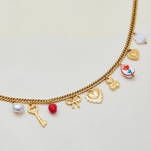 PVD Coated Real Gold Plated little bear Heart Shape Bow Knot Steel Elegant Lady Vacation Waterproof Non Tarnish 304 Stainless Steel Safety Clasp Closure Necklace