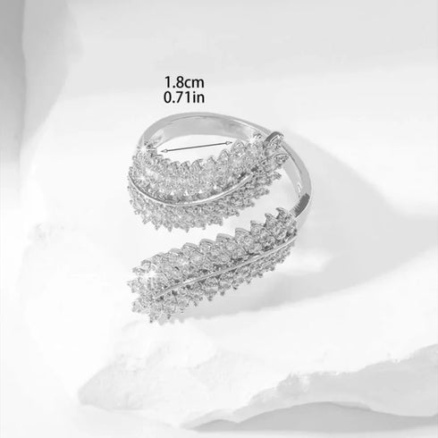 Copper 16K Gold Plated Elegant Lady Streetwear Criss Cross Inlay Leaves Zircon Open Rings