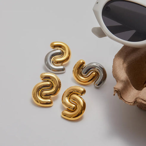 PVD Coated Real Gold Plated S Shape Steel Elegant Lady Classic Style Waterproof Non Tarnish Earrings