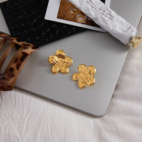 Women's Style - Vintage Style / 18K Gold 304 Stainless Steel Vacuum Electroplated Flower Earrings Pair