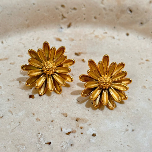 Sweet style flower 8k gold plated ear studs