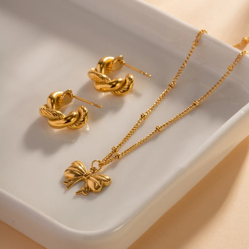 Bow Plating Pendant Necklace