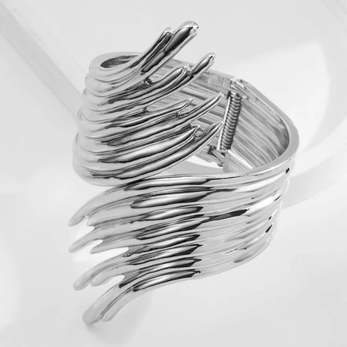 Exaggerated Oversized Geometric Alloy Bangles Wholesale