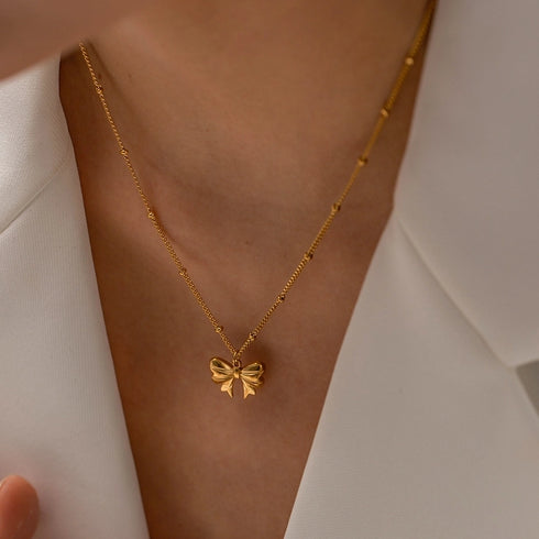 Bow Plating Pendant Necklace